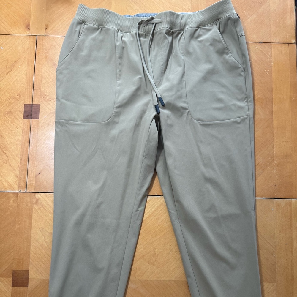 VRST Pants Mens XL Tan 4 Way Stretch Joggers Limitless Slim Fit Golf